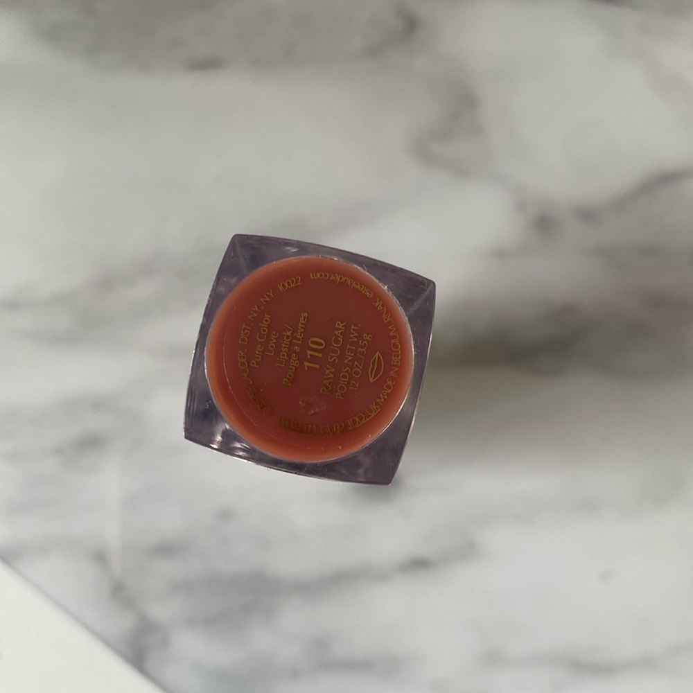 Estée Lauder lipstick